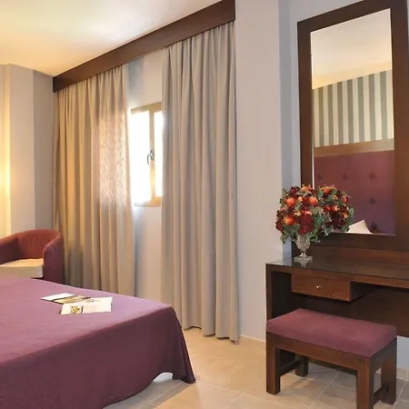 On Aleta - Only Adults 4*
