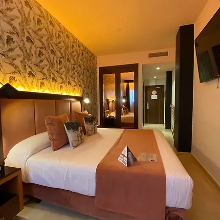 On Aleta - Only Adults 4* Альмуньекар